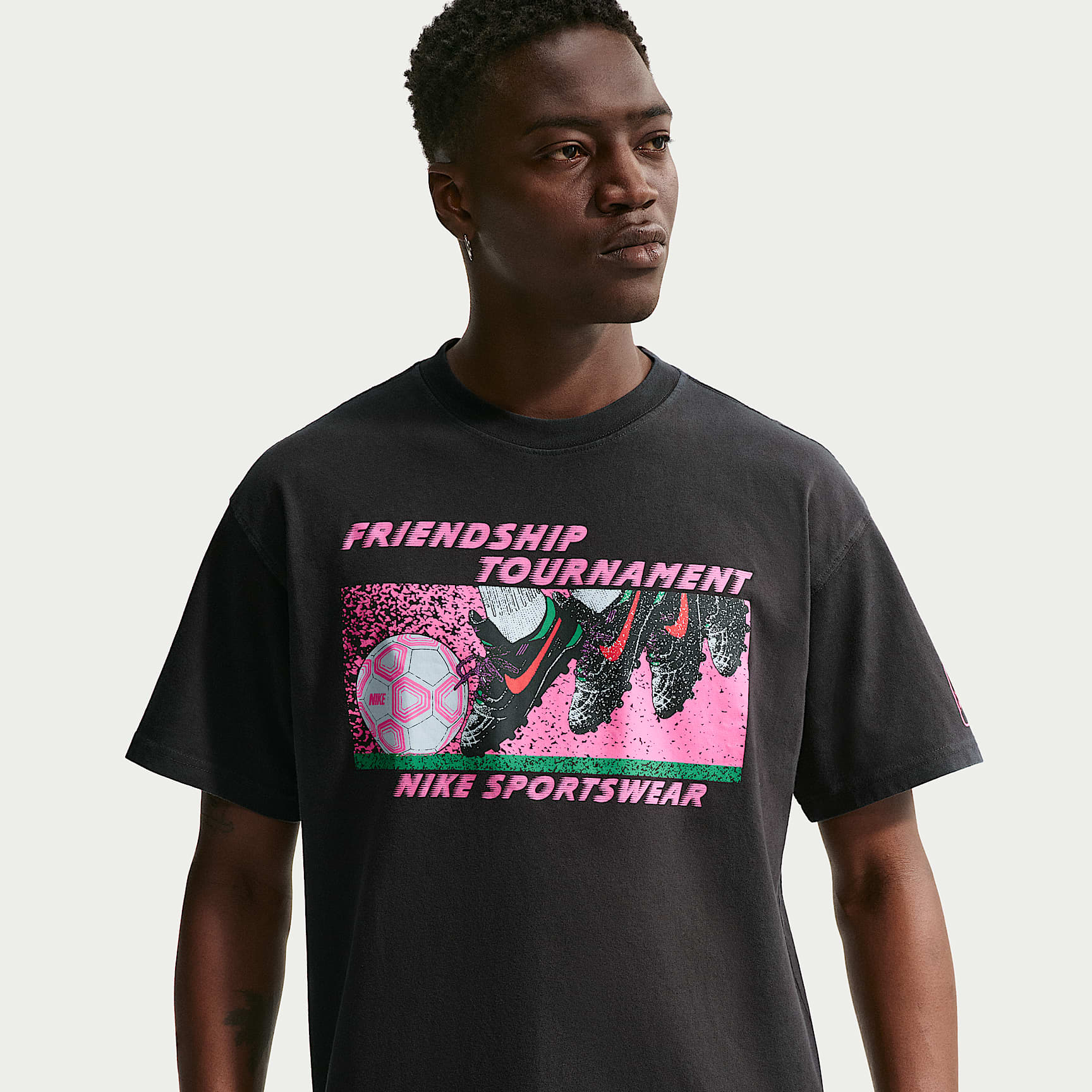 NIKE CREATIVITY Tシャツ ブラック ピンク Nike Sportswear Men's T-Shirt. Nike ZA